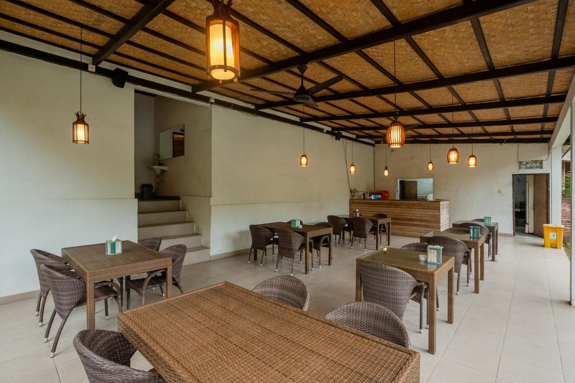 Bintang Bungalow Sakti Exterior photo